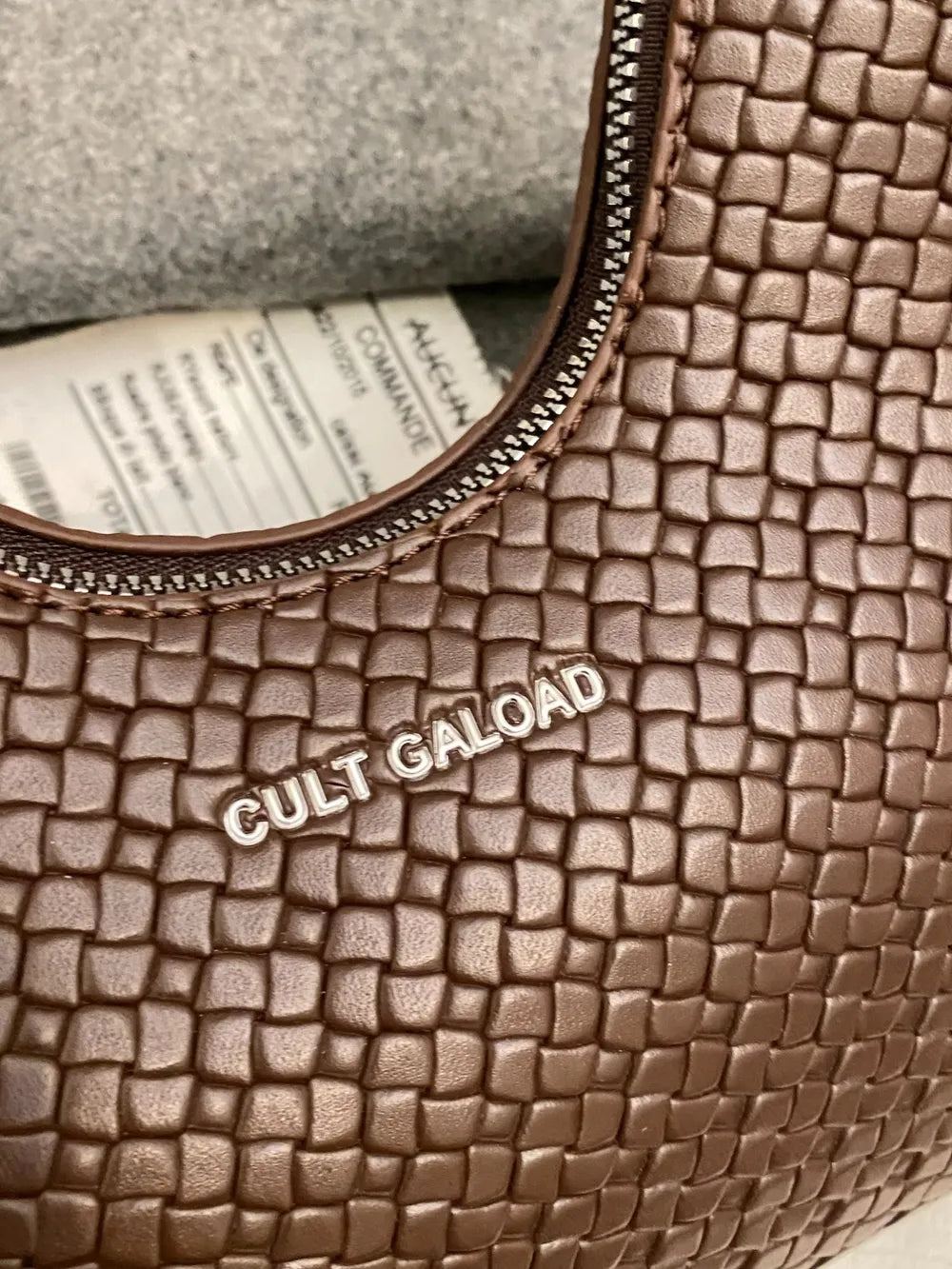 Petit Sac à Épaule Texturé en Similicuir — 5 Coloris