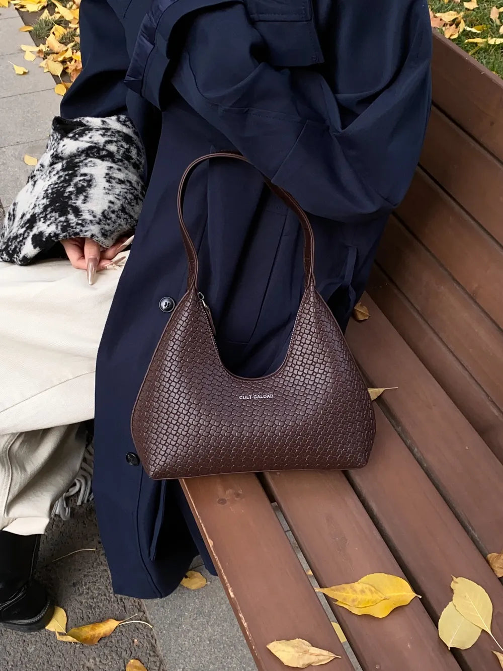 Petit Sac à Épaule Texturé en Similicuir — 5 Coloris