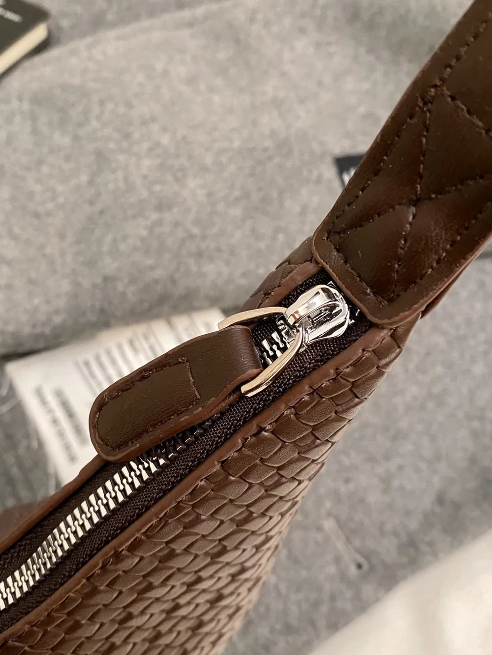 Petit Sac à Épaule Texturé en Similicuir — 5 Coloris